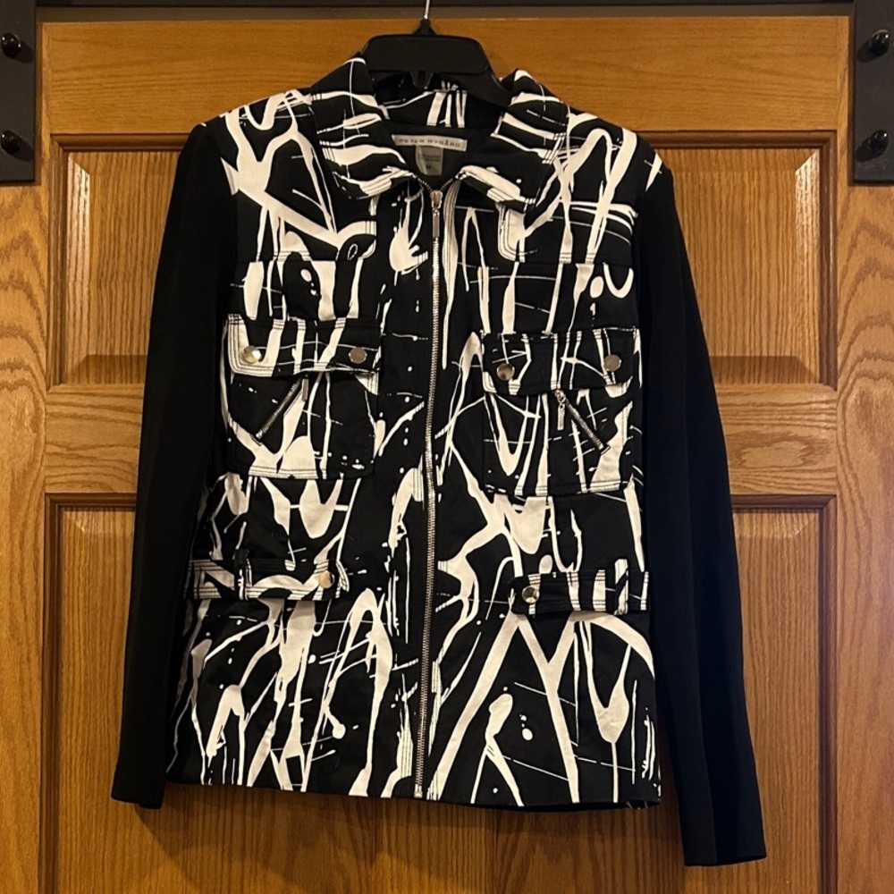 Peter Nygard Abstract Black and White Zip Up Utility Jacket Size Medium